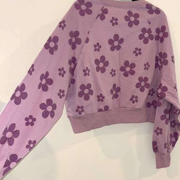 💜Rebellious One Lilac Flower Crop Light weight Sweatshirt Size S, Cotton Blend - Picture 6 of 6